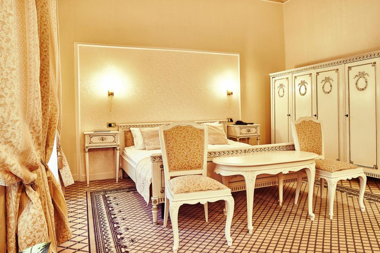 Grand Continental