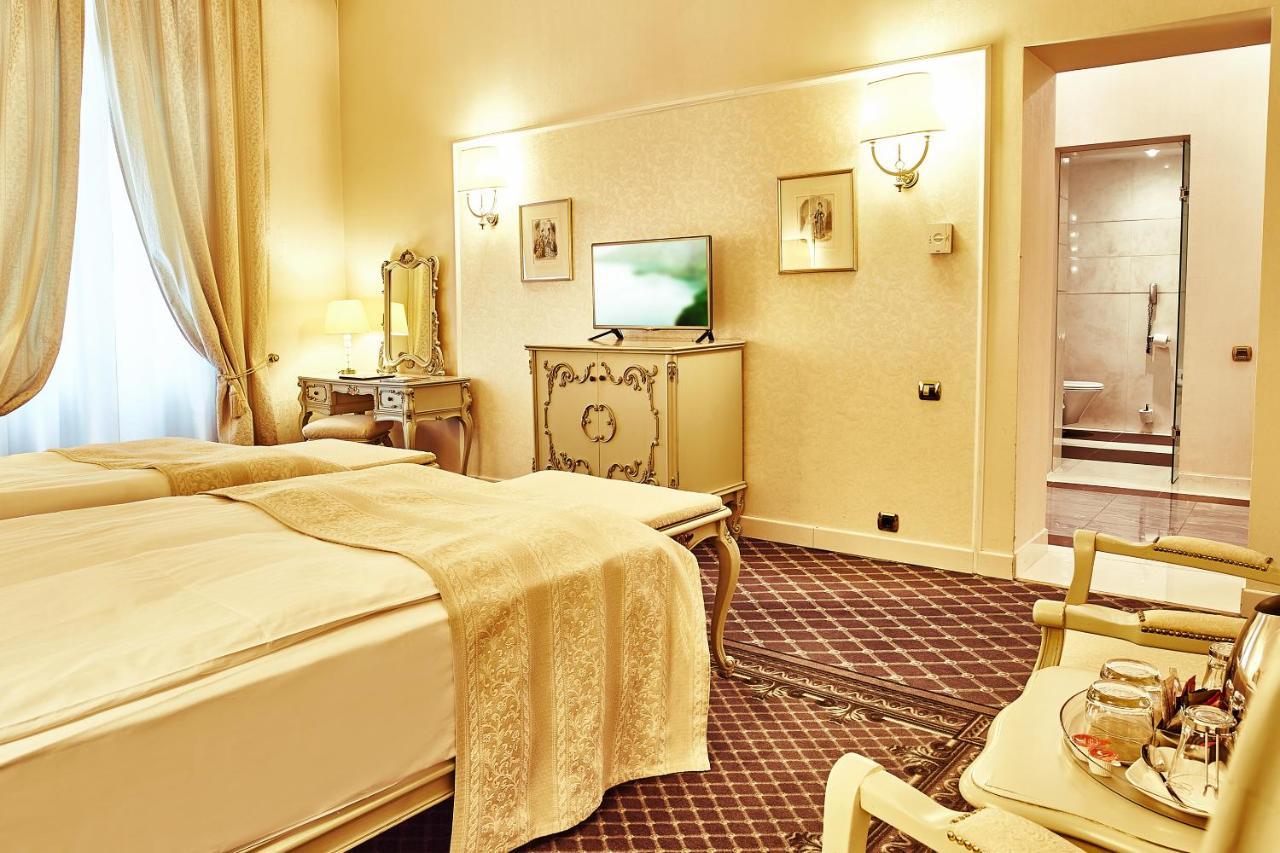 Hotel Grand Continental