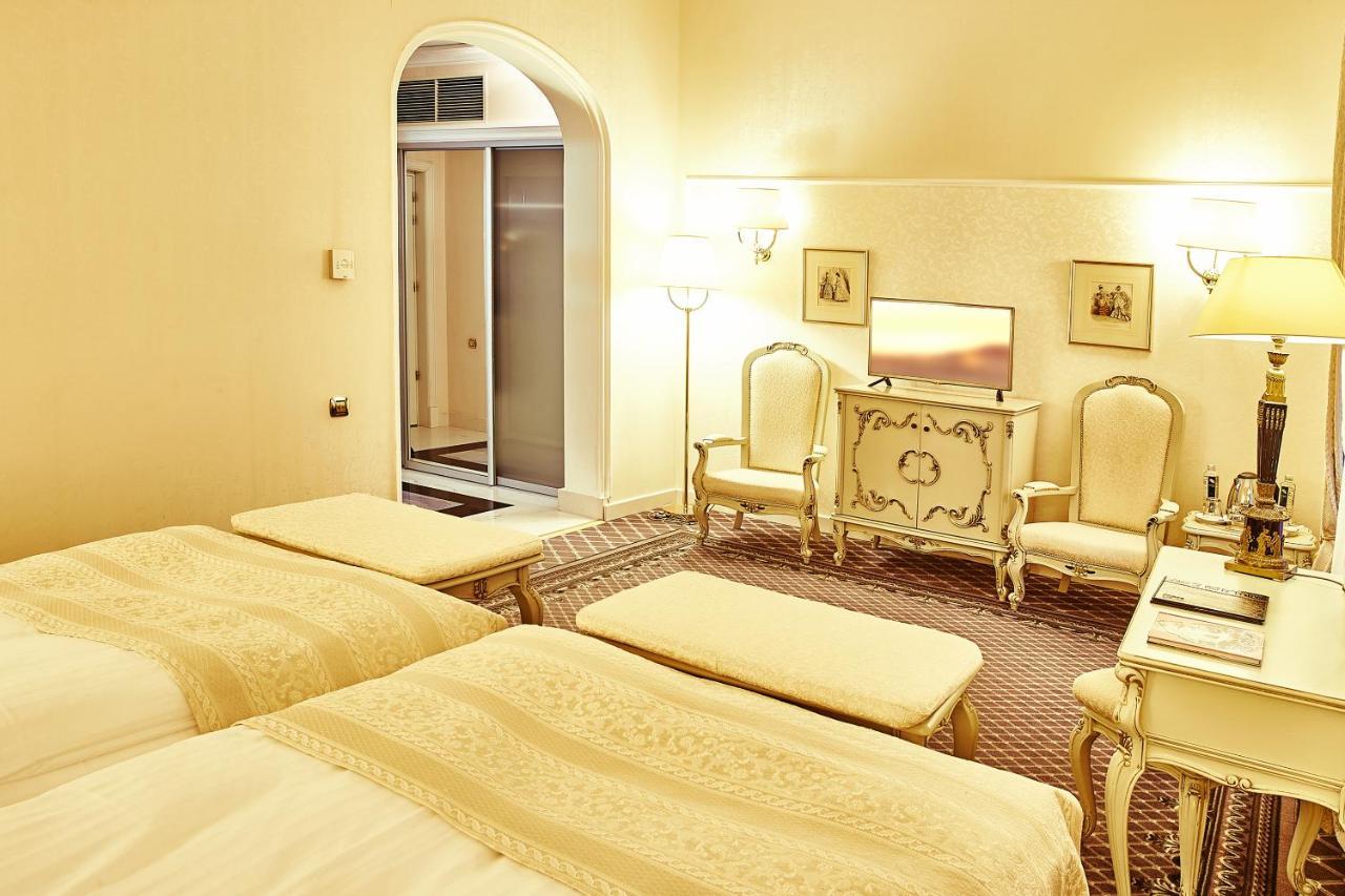 Grand Continental Hotel